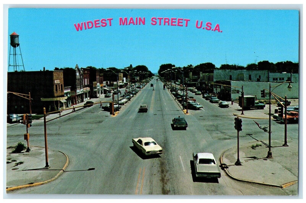 c1960's View Of Widest Main Street USA Cars Onawa Iowa IA Vintage Postcard