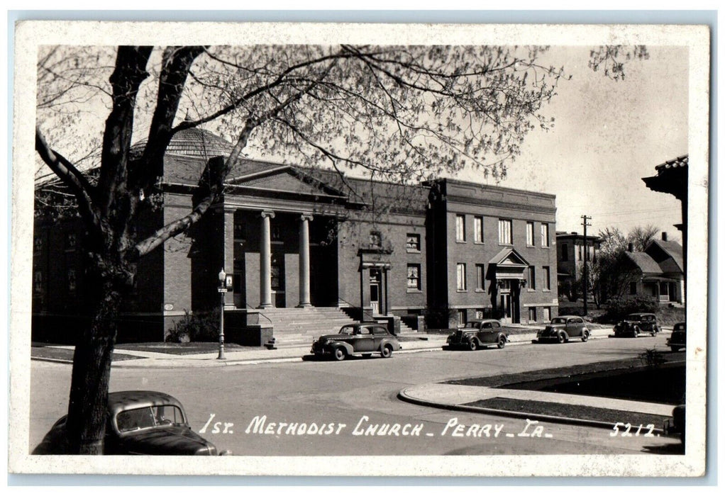 c1940's First Methodist Church Cars Perry Iowa IA RPPC Photo Vintage Postcard