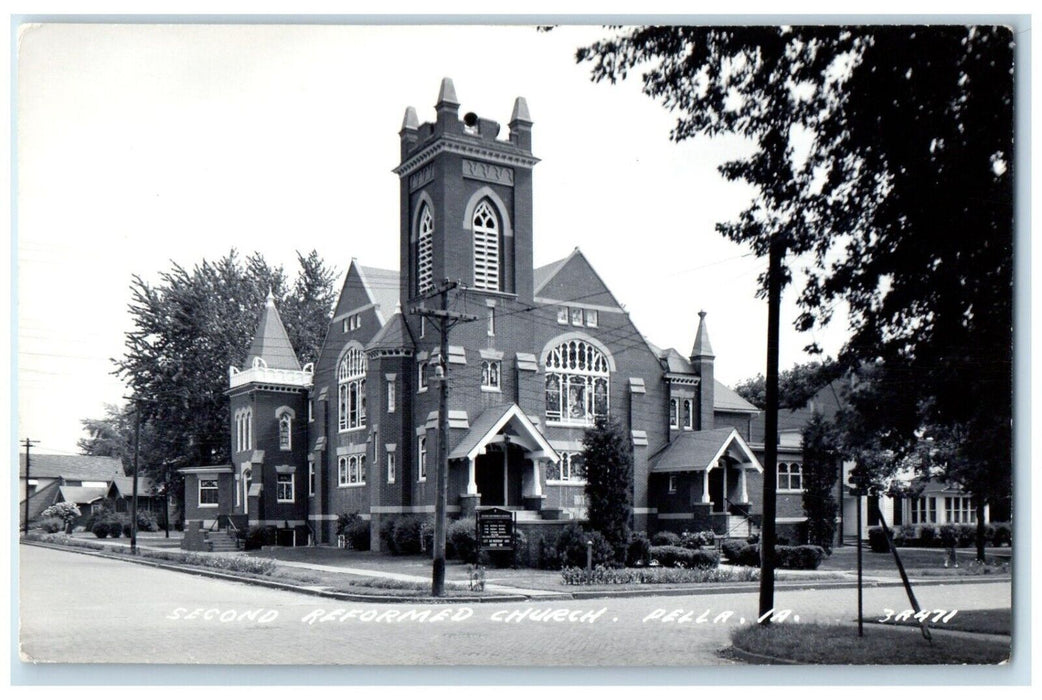 c1940's Second Reformed Church Scene Street Pella Iowa IA RPPC Photo Postcard