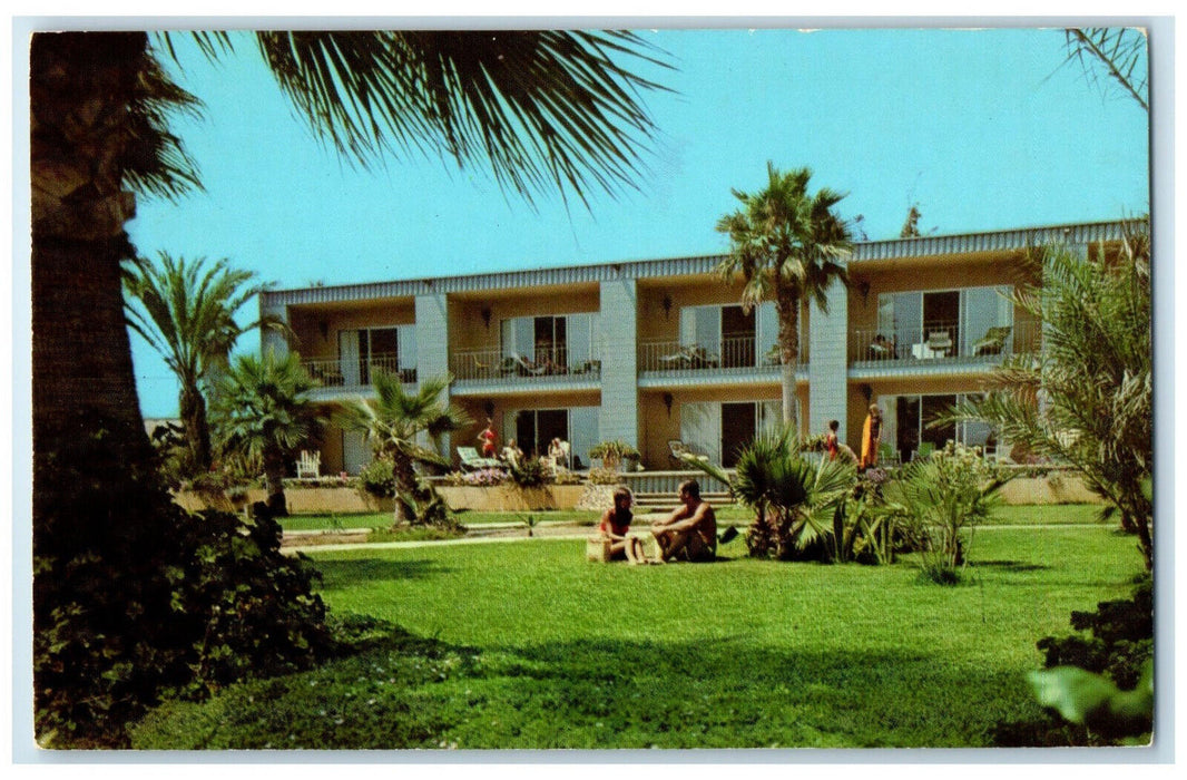 c1950's Mexico's Aquatic Playground 6 Miles Past Ensenada BC Mexico Postcard