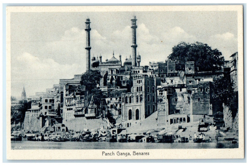 c1930's Panchganga Ghat Temple in (Varanasi) India Vintage Unposted Postcard