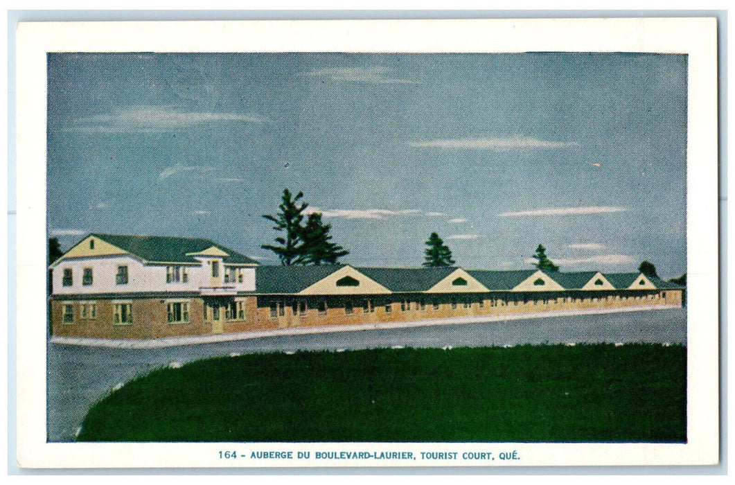 c1920's Auberge Du Boulevard-Laurier Tourist Court Quebec Canada Postcard