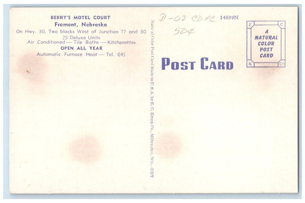 c1950's Berry's Motel Court Fremont Nebraska NE Dual View Vintage Postcard