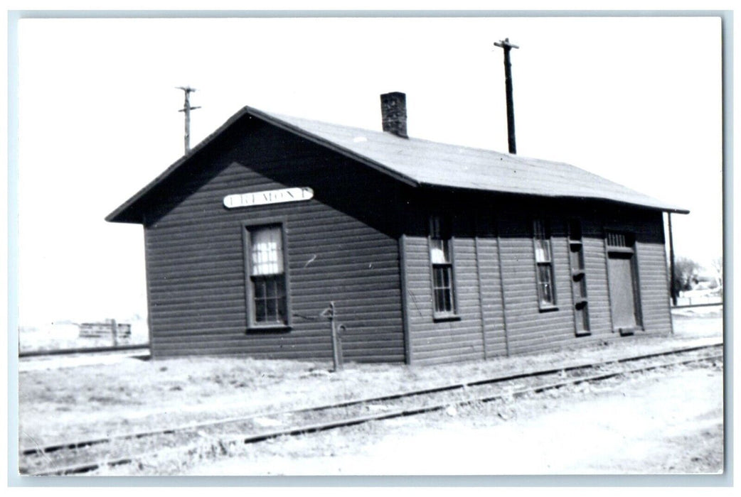 c1960 Fremont Iowa IA Exterior Railroad Train Depot Station RPPC Photo Postcard