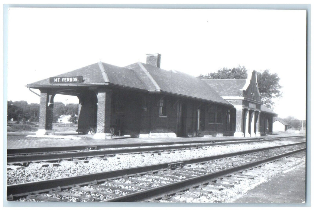 c1960 Mt. Vernon Iowa Exterior Railroad Train Depot Station RPPC Photo Postcard