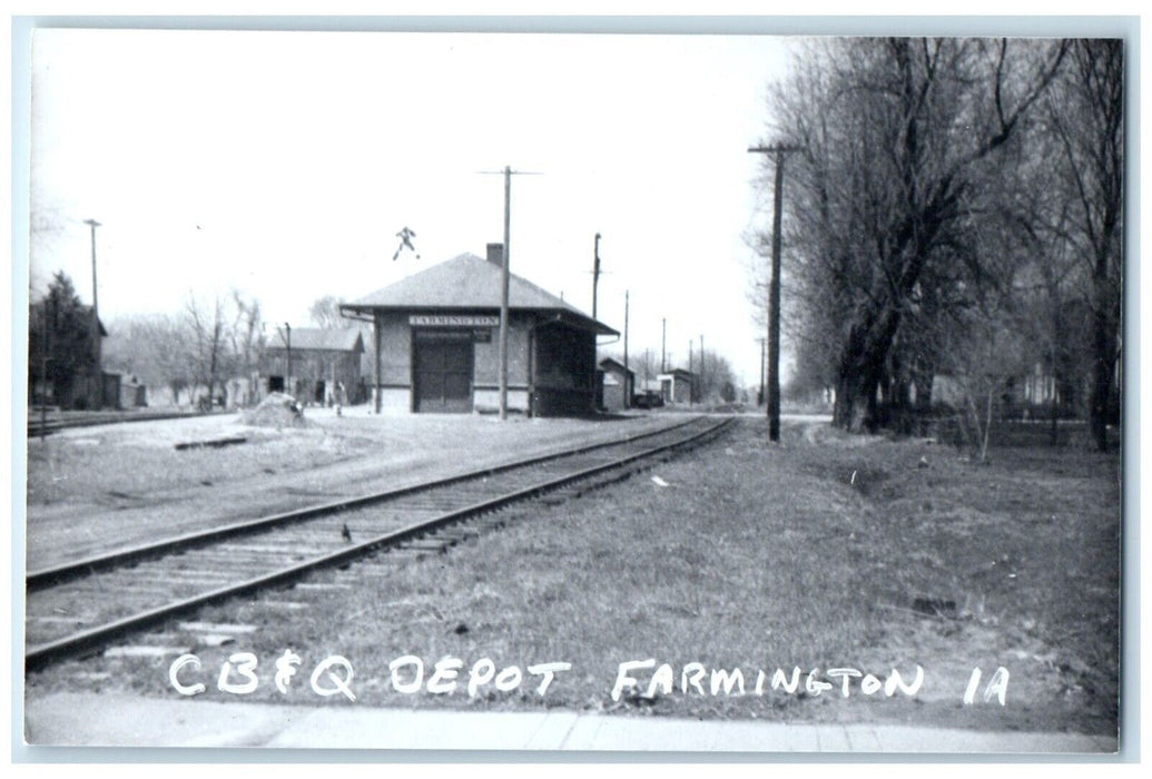 c1960 CB&P Depot Farmington Iowa Vintage Train Depot Station RPPC Photo Postcard