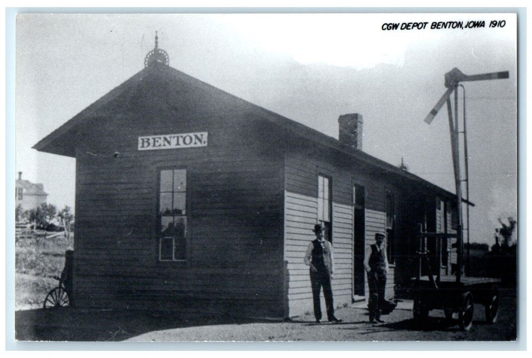 c1910 CGW Depot Benton Iowa IA Railroad Train Depot Station RPPC Photo Postcard
