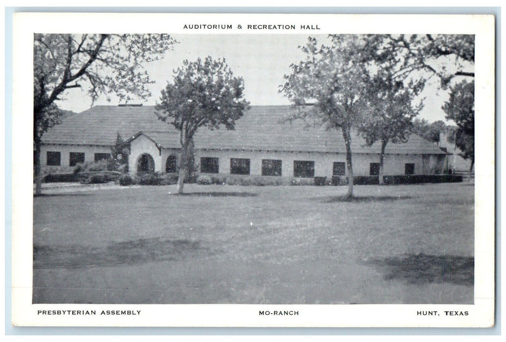 c1940 Auditorium Recreation Presbyterian Assembly Mo-Ranch Hunt Texas Postcard