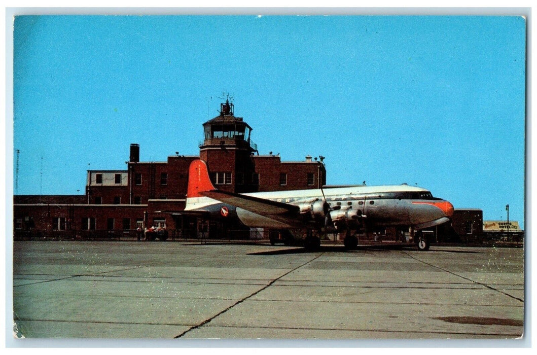 c1960 Exterior View Minneapolis St Paul Metropolitan Airport Minnesota Postcard