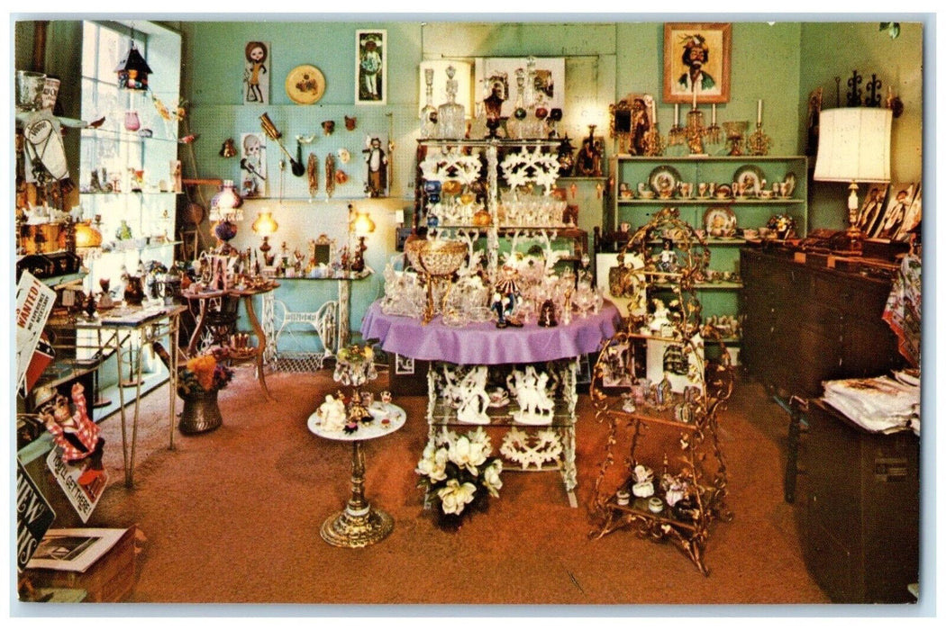 c1960 Courtyard Curio Shoppe Rue Royal Chewy Antiques Jewelry Louisiana Postcard