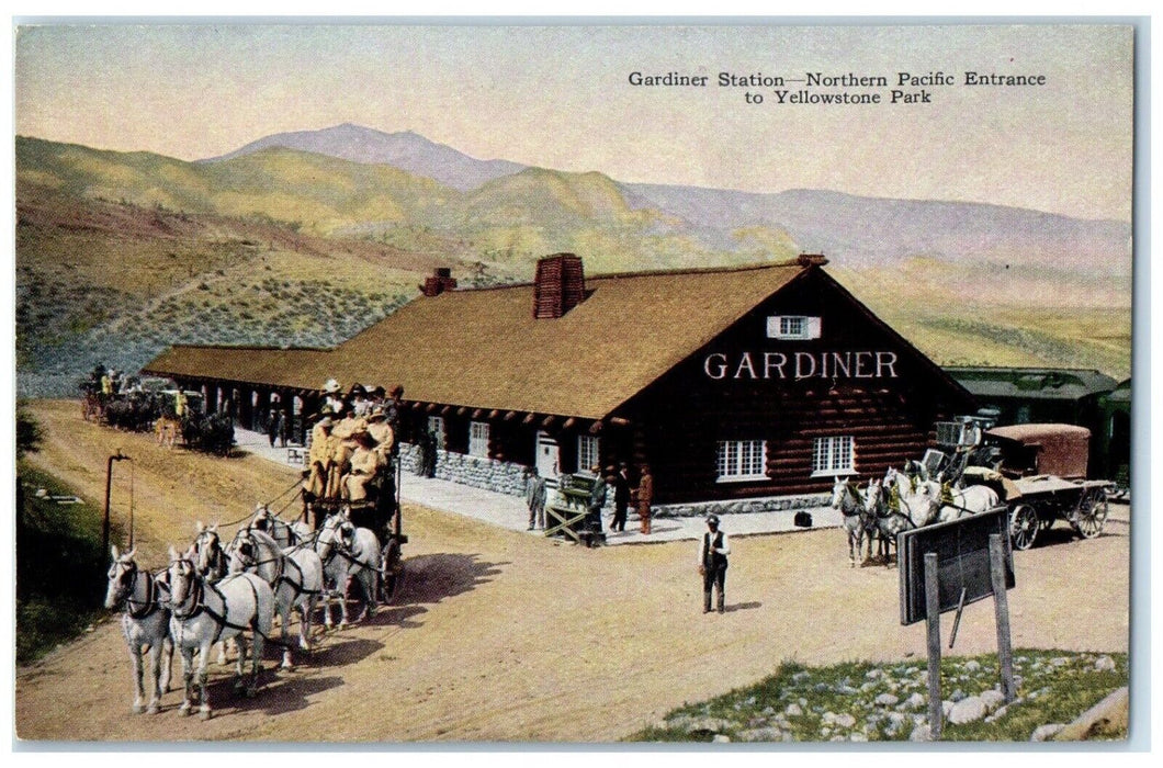 c1910 Gardiner Station Northern Pacific Entrance Yellowstone Wyoming WY Postcard