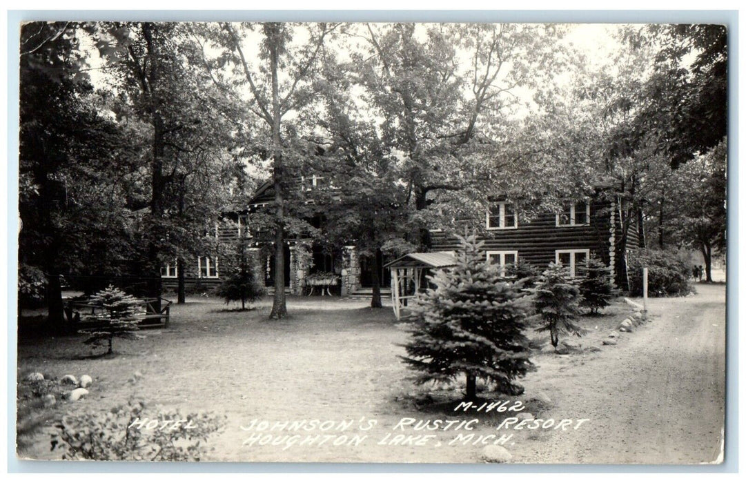 1950 Hotel Johnsn's Rustic Resort Houghton Lake Michigan MI RPPC Photo Postcard
