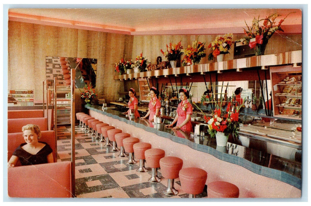 c1960's Cosy Motel Receptionist Lobby Greater Montreal Quebec Canada Postcard