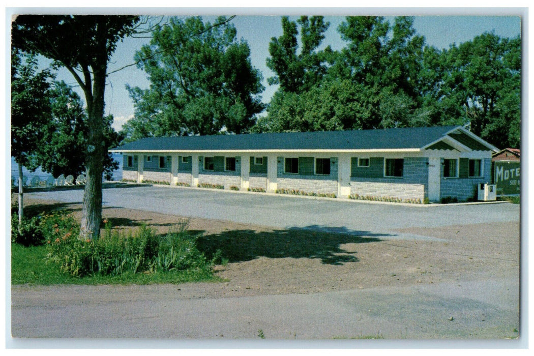 c1950's Motel Sur Mer St-Vallier Bellechasse Quebec Canada Vintage Postcard