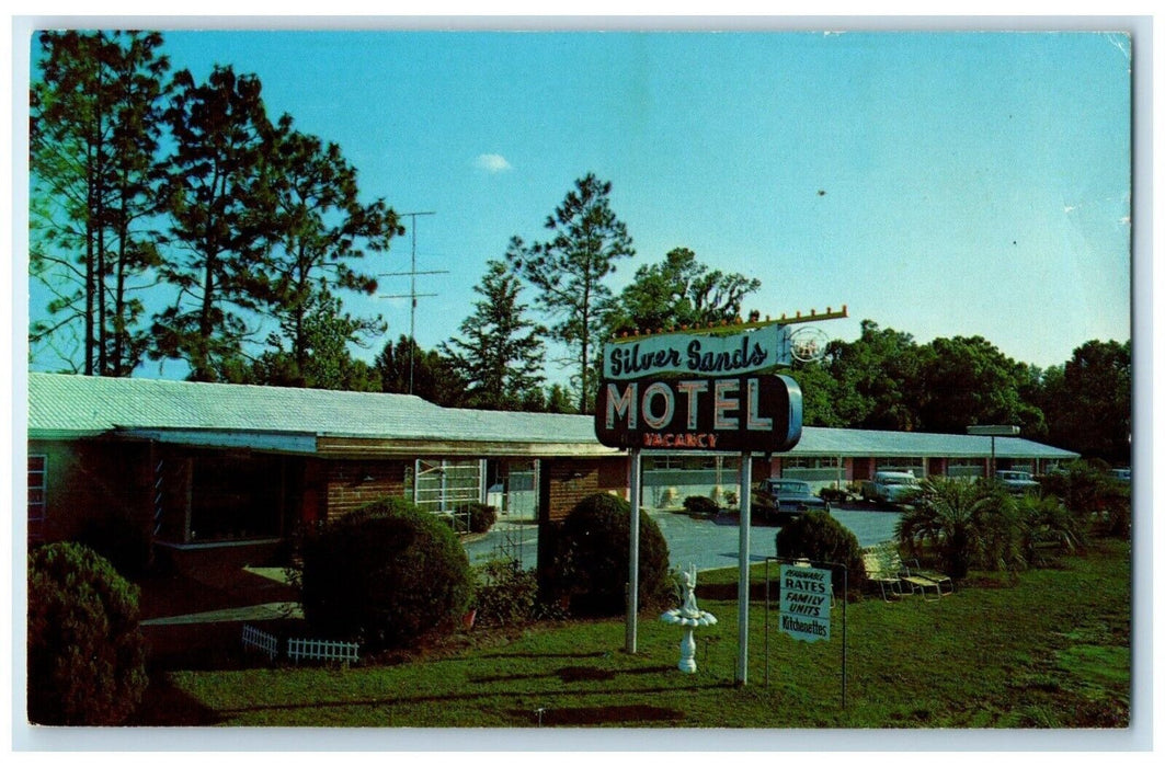 c1960 Silver Sands Motel Exterior Silver Springs Blvd. Ocala Florida FL Postcard