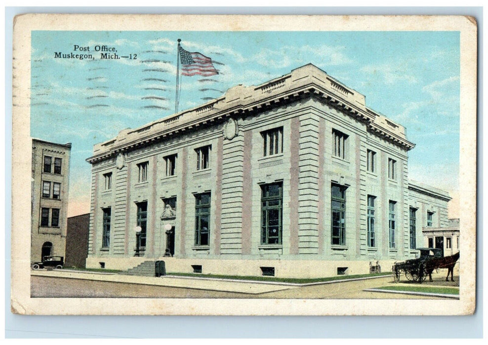 1931 Exterior Post Office Building Horse Carriage Muskegon Michigan MI Postcard