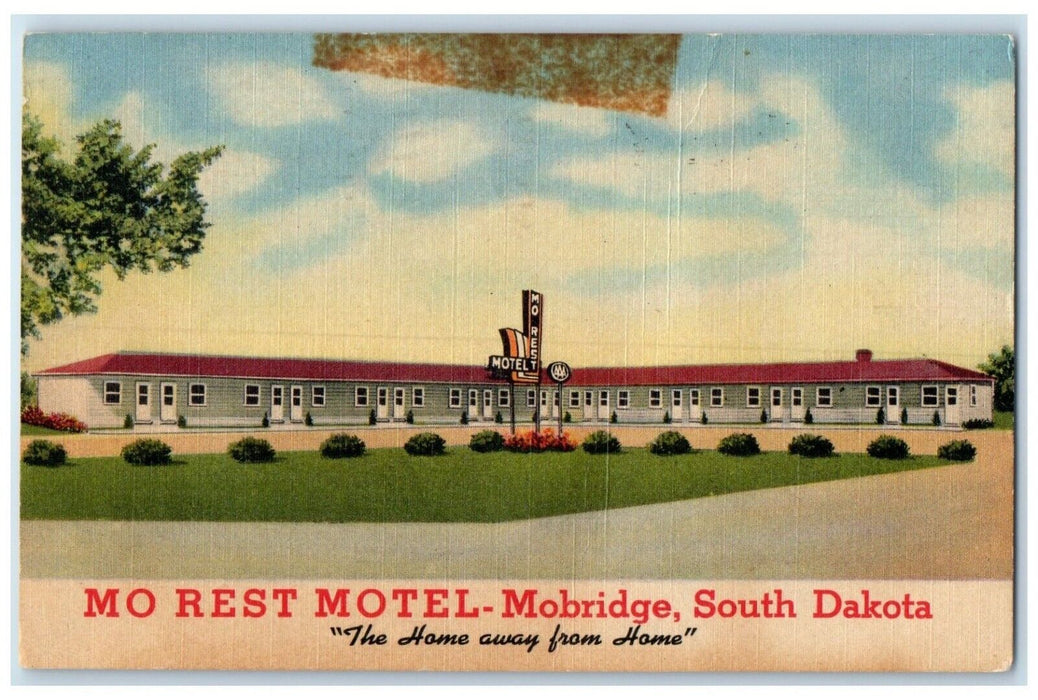1954 Mo Rest Motel Gravesites Chieftain Exterior Mobridge South Dakota Postcard