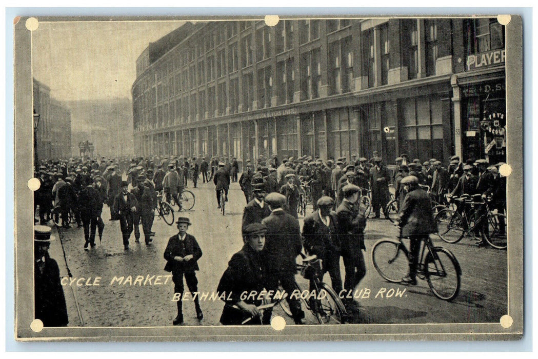 c1940's Cycle Market Bethnal Green Road Club Row London England Postcard