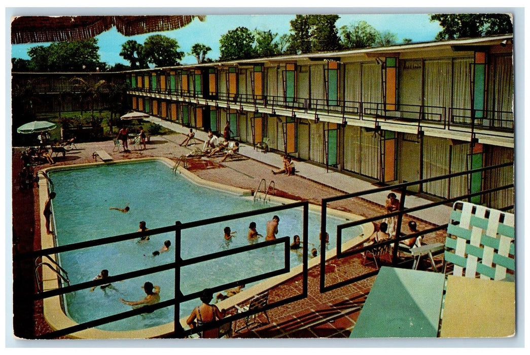 Holiday Inn Of New Orleans Louisiana LA, Swimming Pool Bathing Scene Postcard