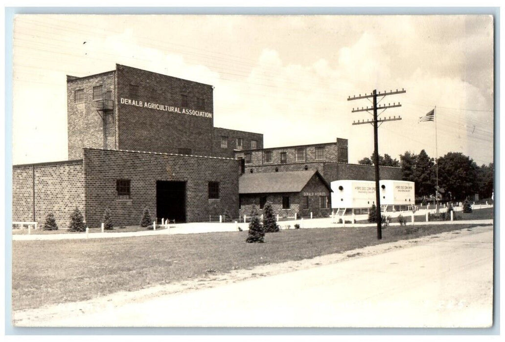 c1940's Dekalb Agricultural Association Oelwein Iowa IA RPPC Photo Postcard