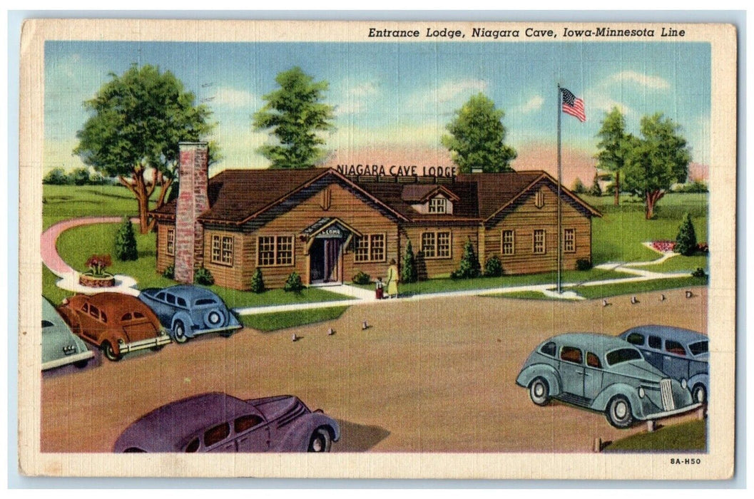 1948 Entrance Lodge Niagara Cave Classic Cars Iowa-Minnesota Line Iowa Postcard