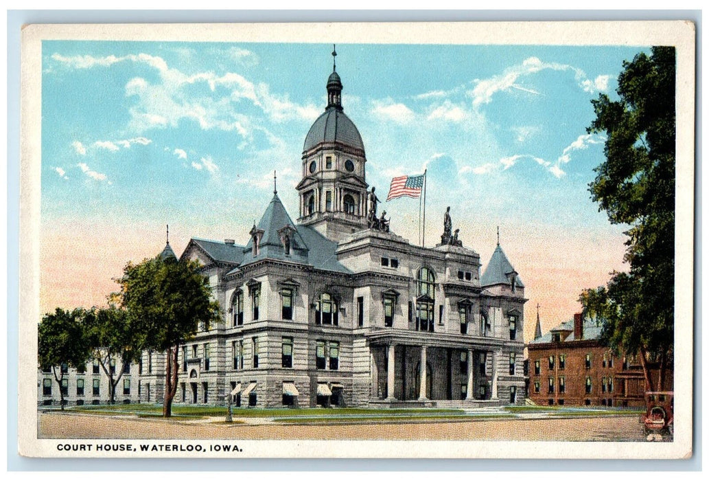c1950 Court House Building Tower Statue Entrance View Waterloo Iowa IA Postcard