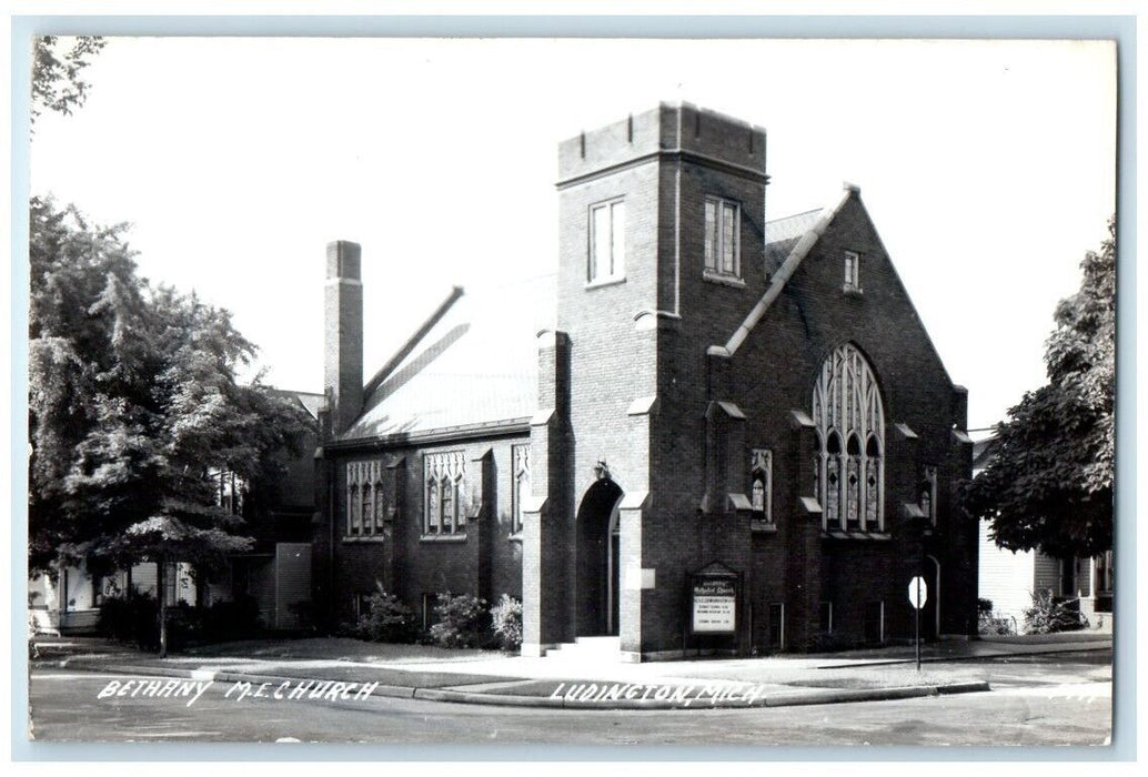 c1940's Bethany Methodist Church View Ludington MI RPPC Photo Unposted Postcard