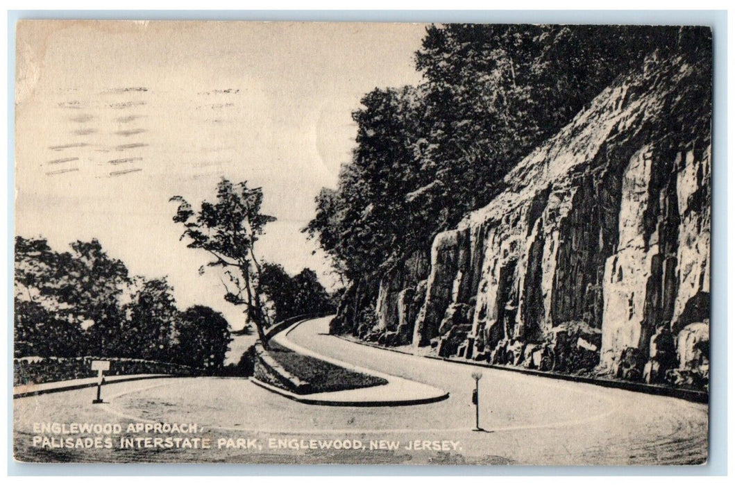 1947 Englewood Approach Palisades Interstate Englewood Park New Jersey Postcard