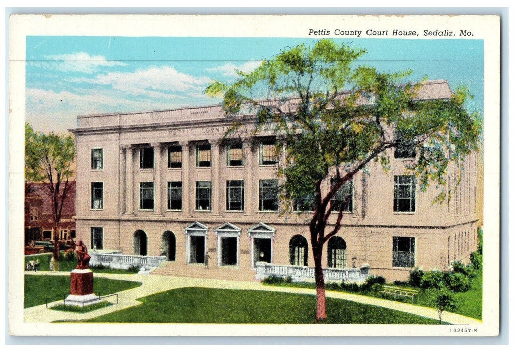 c1940 Pettis County Court House Exterior Building Sedalia Missouri MO Postcard