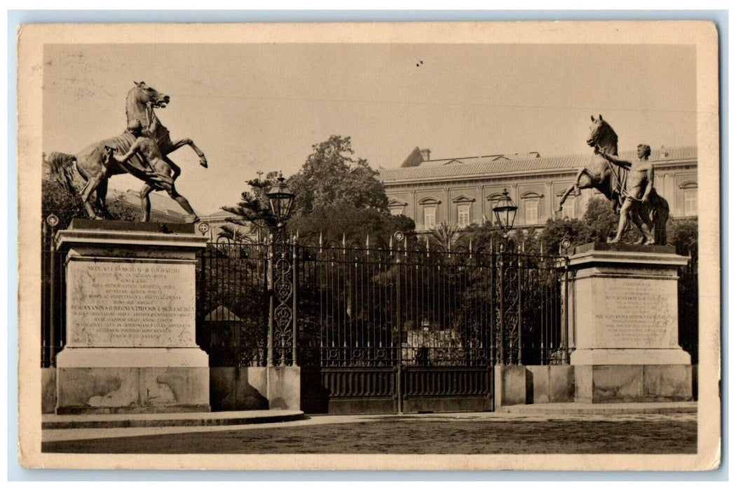 c1940's Two Horse Monument at Gate Norrdeutscher Lloyd Bremen Germany Postcard