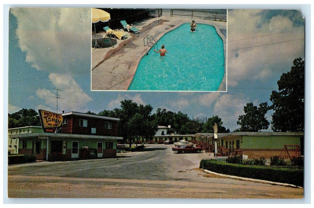 c1950's Motel Kaney Roadside Swimming Pool Branson Missouri MO Vintage Postcard