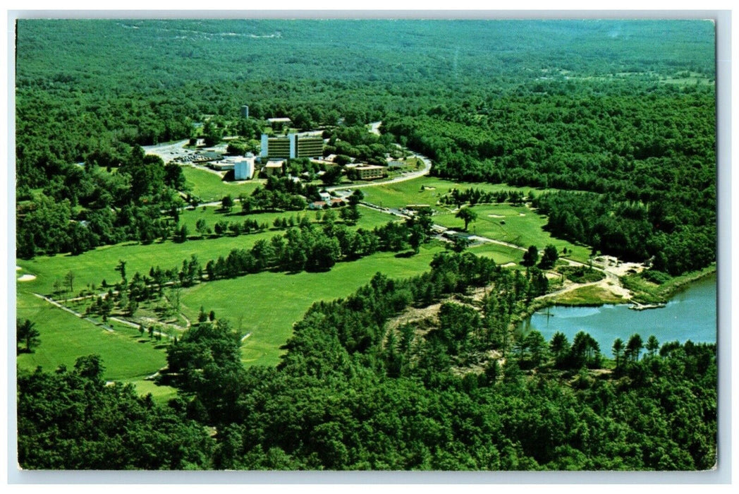 1960 Granit Hotel Country Club Hotel Exterior Lake Kerhonkson New York Postcard