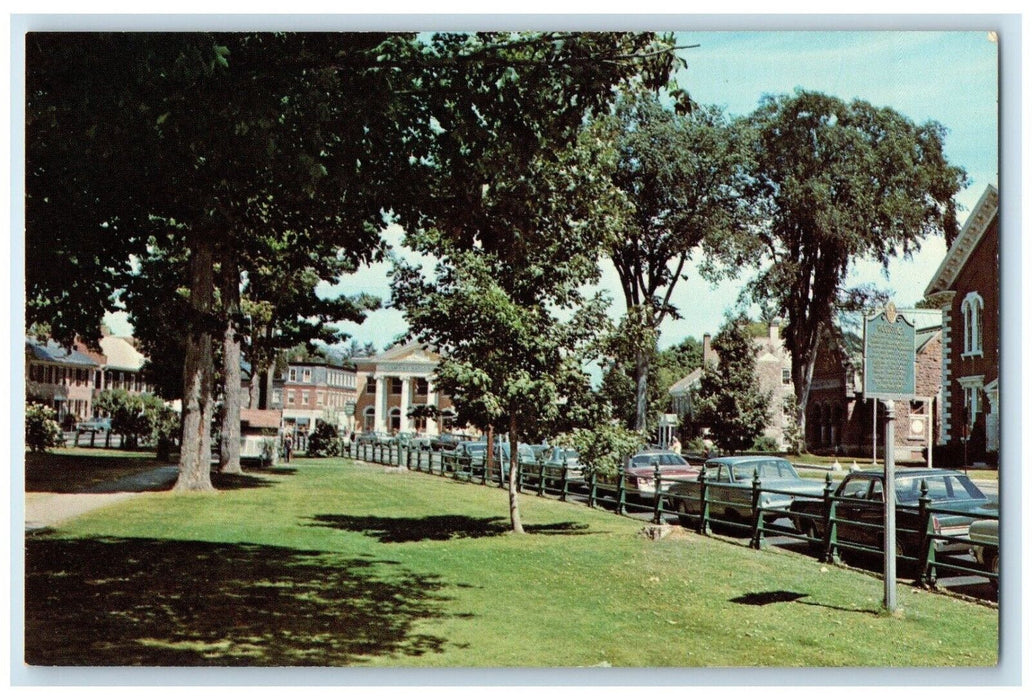 c1960 Scenic View Green Classic Cars Parking Trees Woodstock Vermont VT Postcard