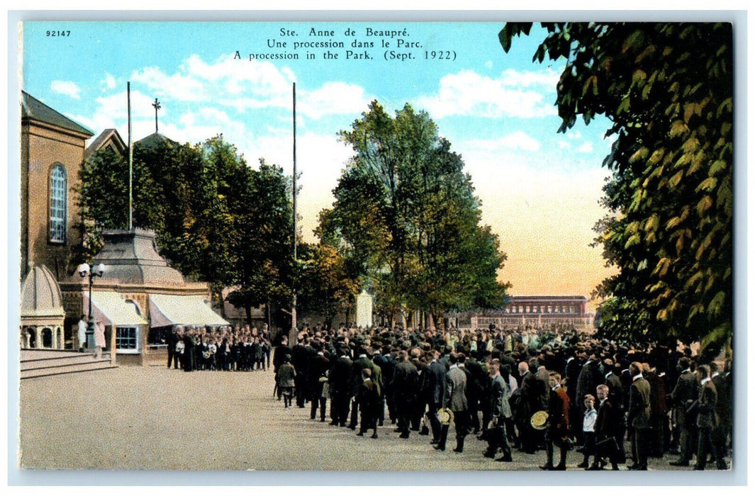 c1910 Ste. Anne De Beaupre Procession in the Park Canada Unposted Postcard