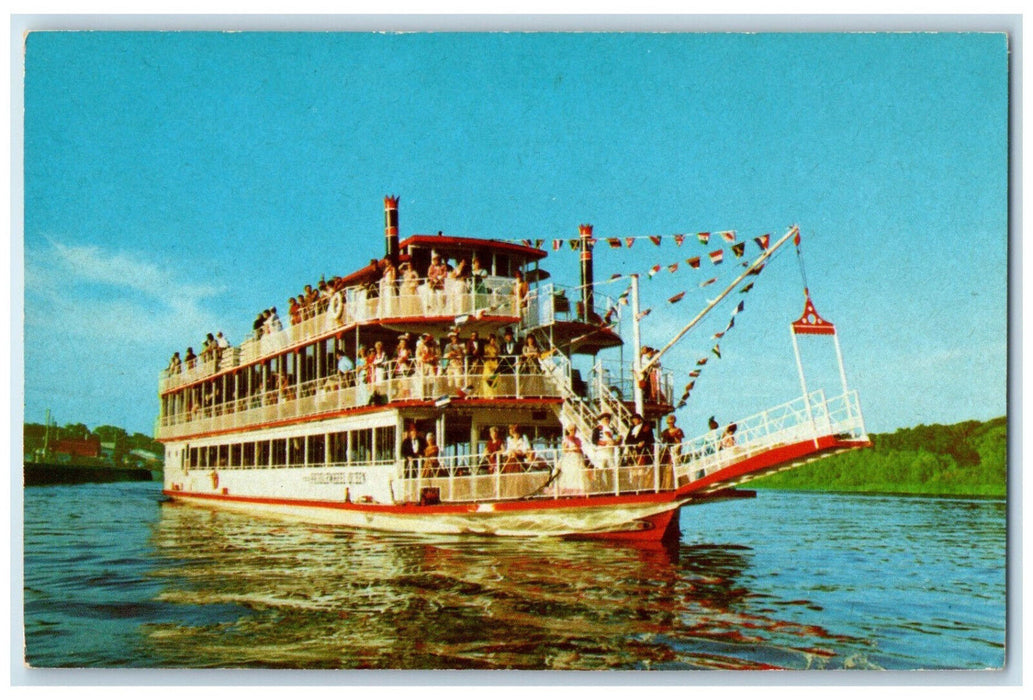 c1960's Paddlewheel Queen Sailing from Redwood Bridge Docks Canada Postcard