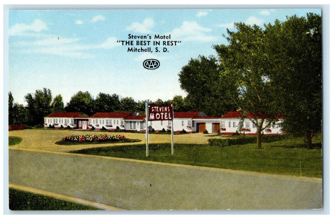 c1930's Steven's Motel Roadside Mitchell South Dakota SD Vintage Postcard