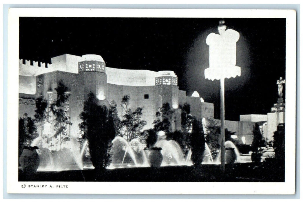 c1940 Court Of The Moon Fountain Pool Phantom Arches California Vintage Postcard