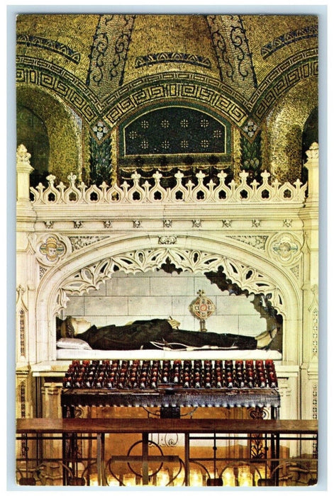 c1960 Interior Church St Francis Assisi New York City New York Unposted Postcard