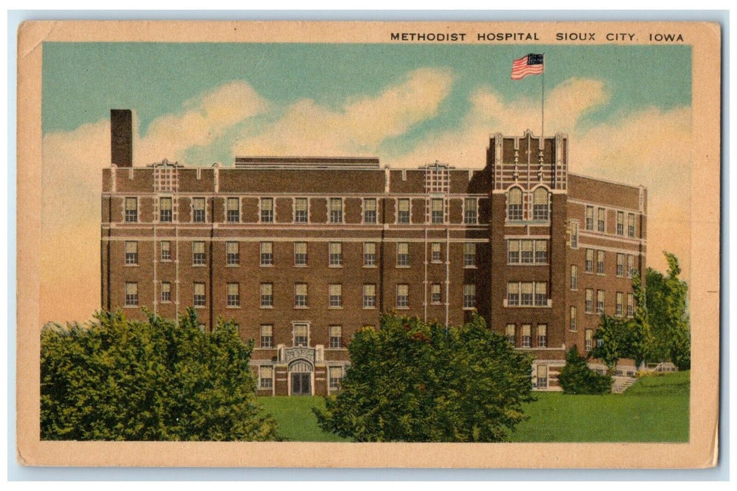 c1930's Methodist Hospital Building Front View Sioux City Iowa IA Postcard