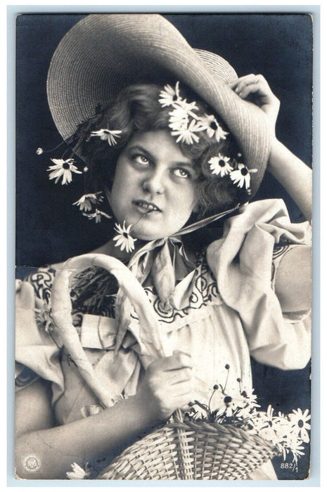1910 Woman Big Hat With Daisy Flowers Austria RPPC Photo Posted Antique Postcard