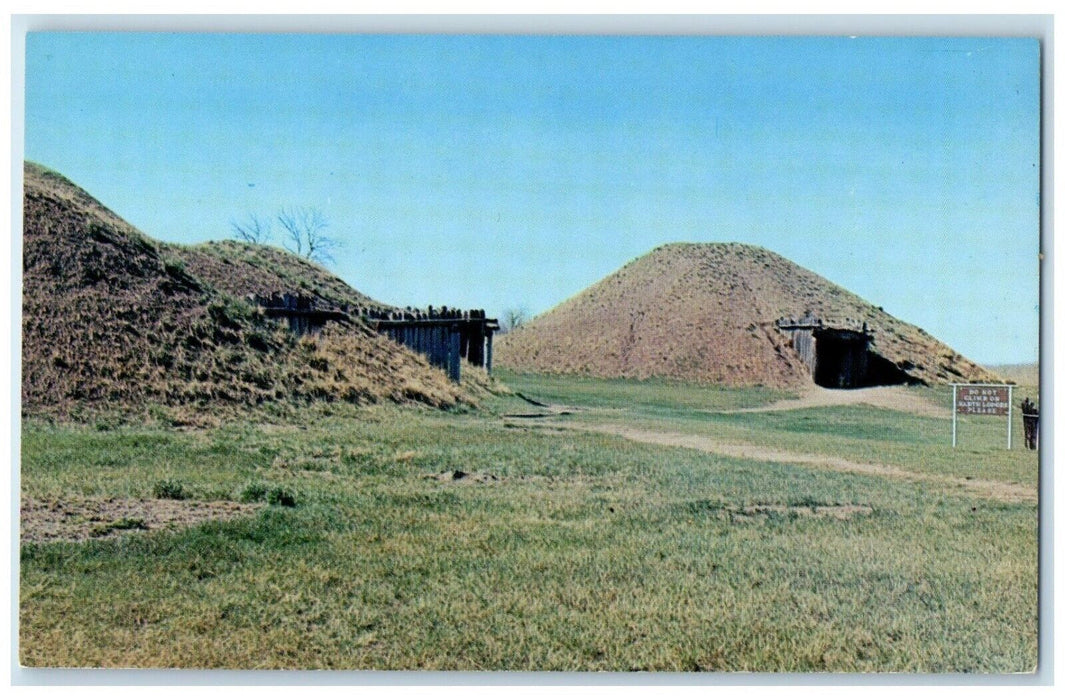 c1960 Mandan Indian Village Fort McKeen Mandan North Dakota ND Vintage Postcard