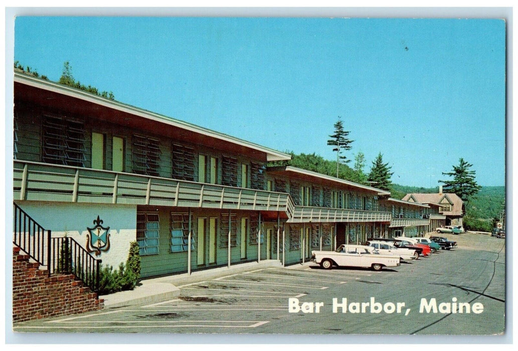 c1960 Frenchman's Bay Motel Eden Street Hotel Exterior Bar Harbor Maine Postcard