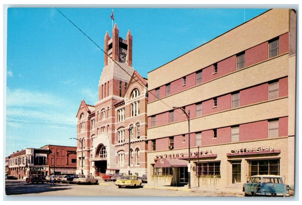 c1960 Downing Hotel Mahaska County Court House Vintage Oskaloosa Iowa Postcard