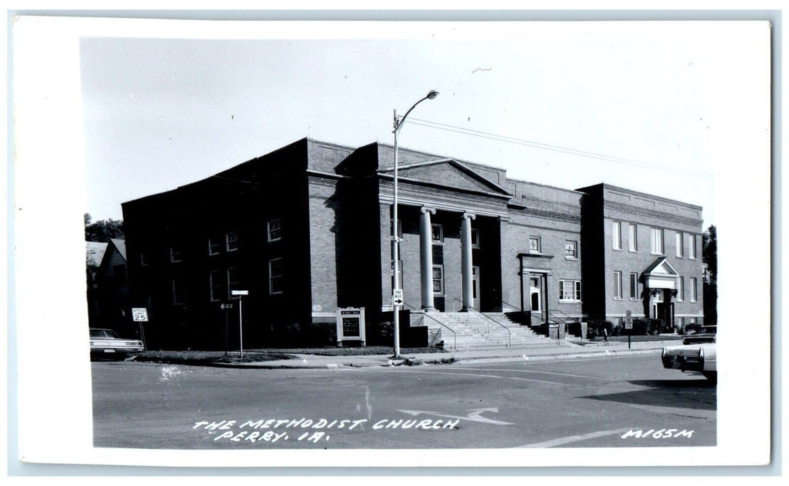 c1940's The Methodist Church Scene Street Perry Iowa IA RPPC Photo Postcard