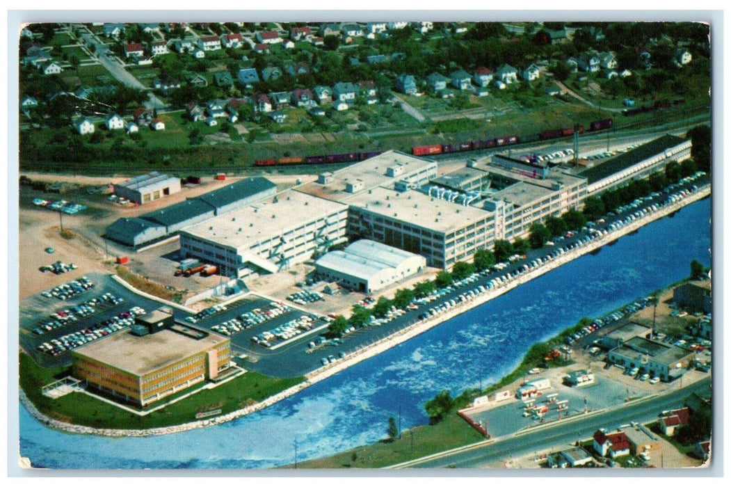 1977 General Office Building Factory West Bend Aluminum Bend Wisconsin Postcard