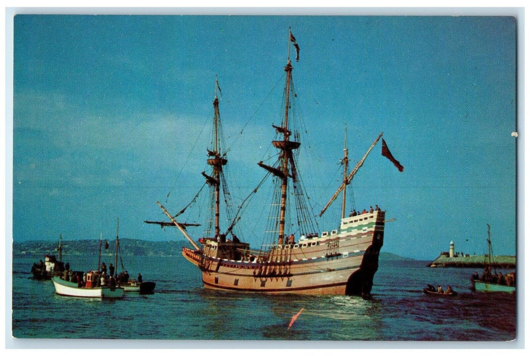 Mayflower II Built Brixham Plymouth England To Plymouth Massachusetts Postcard