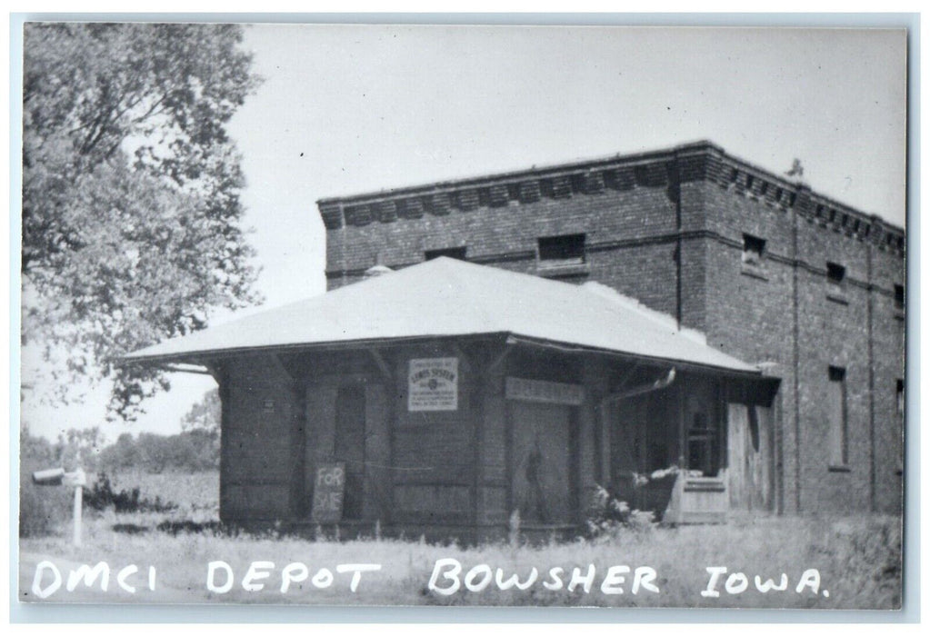 c1960 DMCI Depot Bowsher Iowa Railroad Train Depot Station RPPC Photo Postcard