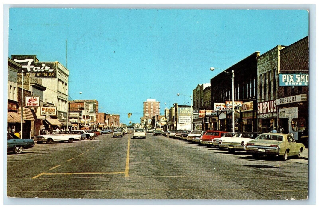 1971 Ludington Street East Harbor Tower Apartments Distance Michigan MI Postcard