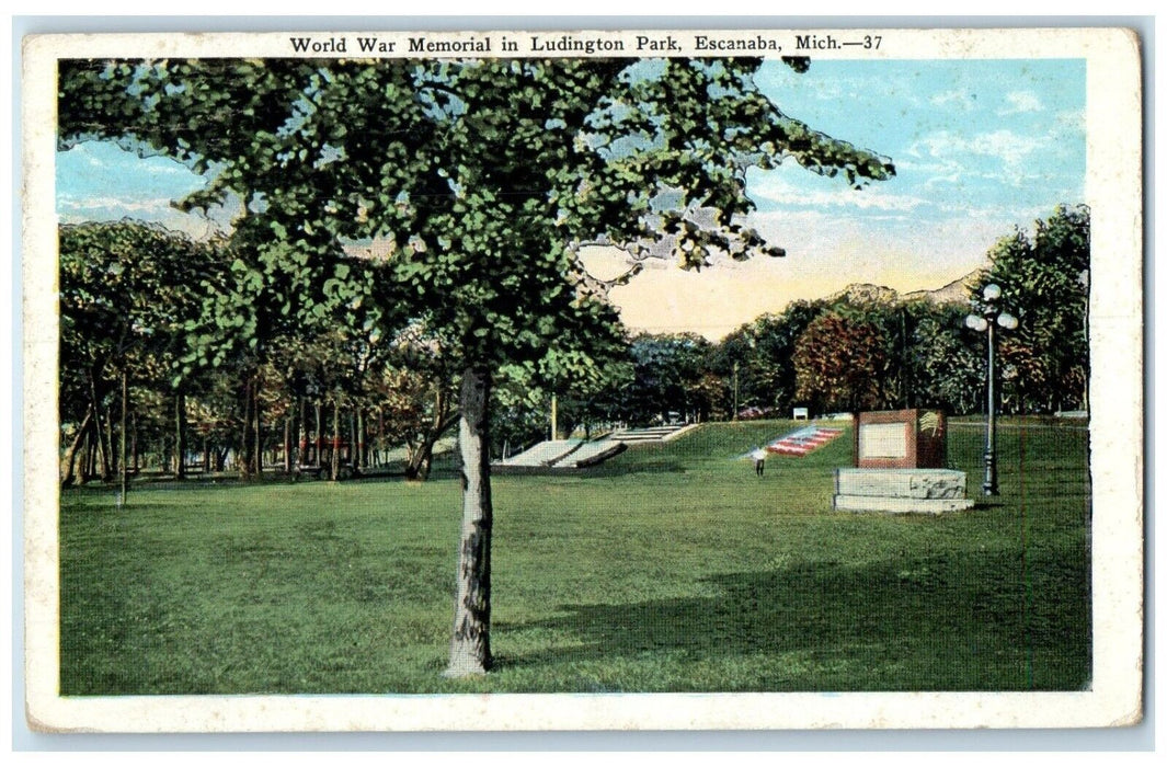 1928 Scene World War Memorial Ludington Park Escanaba Michigan Antique Postcard