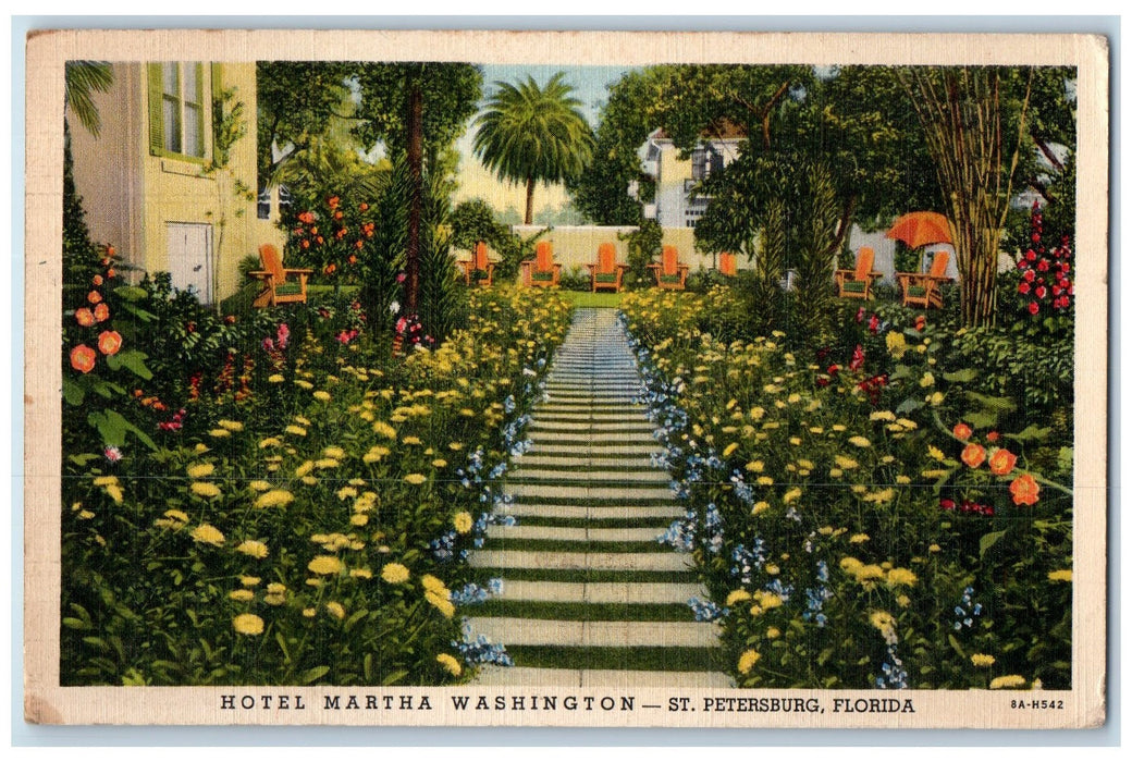 1944 Scenic View Of Hotel Martha Washington St. Peterburg Florida FL Postcard